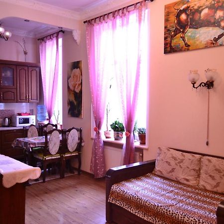 Apartment on Shevchenka Boulevard Ternopil Buitenkant foto
