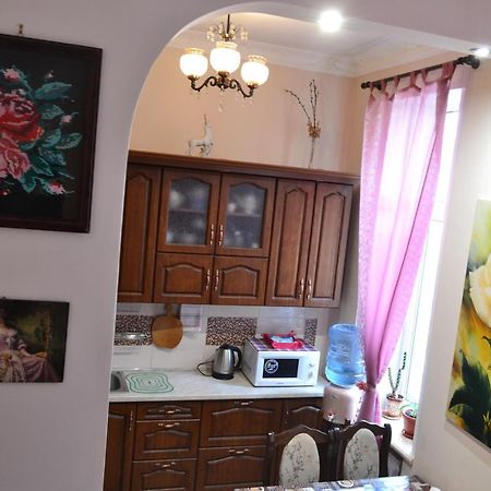 Apartment on Shevchenka Boulevard Ternopil Buitenkant foto