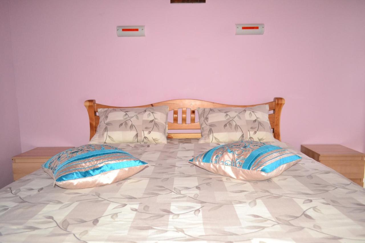 Apartment on Shevchenka Boulevard Ternopil Buitenkant foto