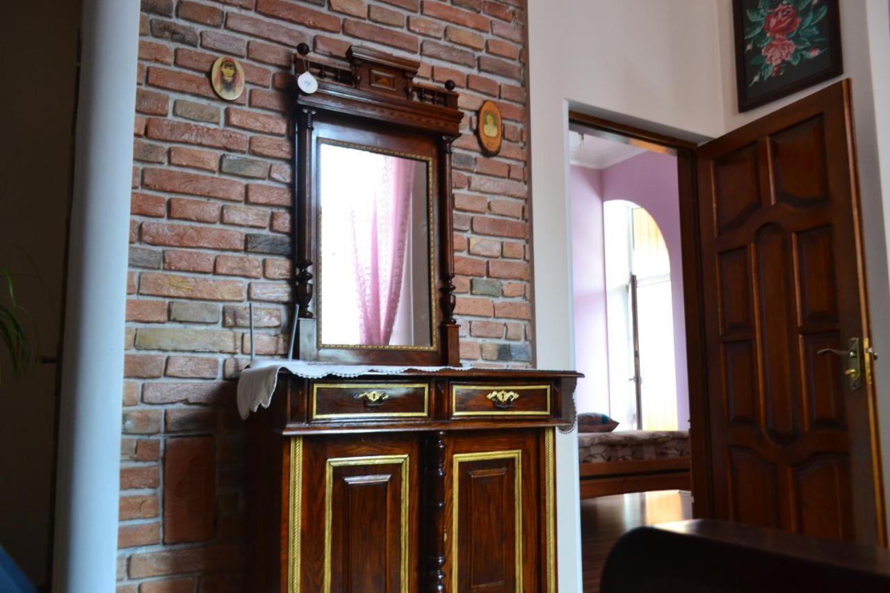 Apartment on Shevchenka Boulevard Ternopil Buitenkant foto