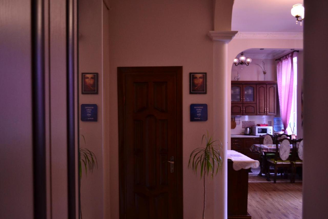 Apartment on Shevchenka Boulevard Ternopil Buitenkant foto