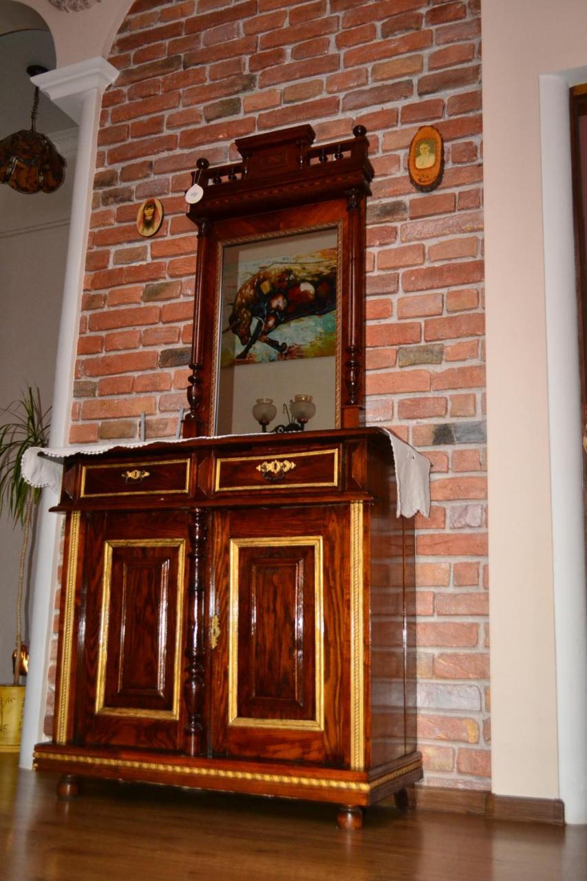 Apartment on Shevchenka Boulevard Ternopil Buitenkant foto