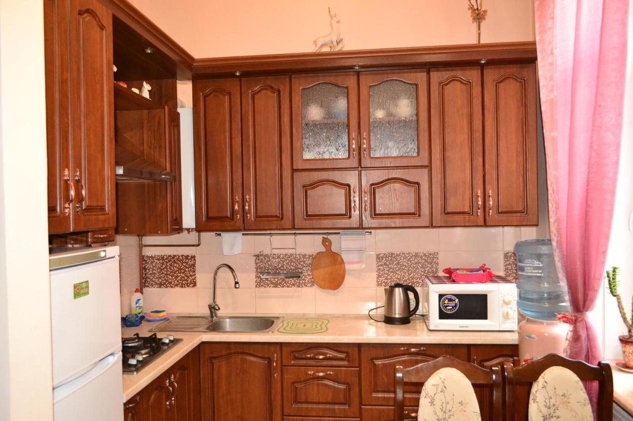 Apartment on Shevchenka Boulevard Ternopil Buitenkant foto