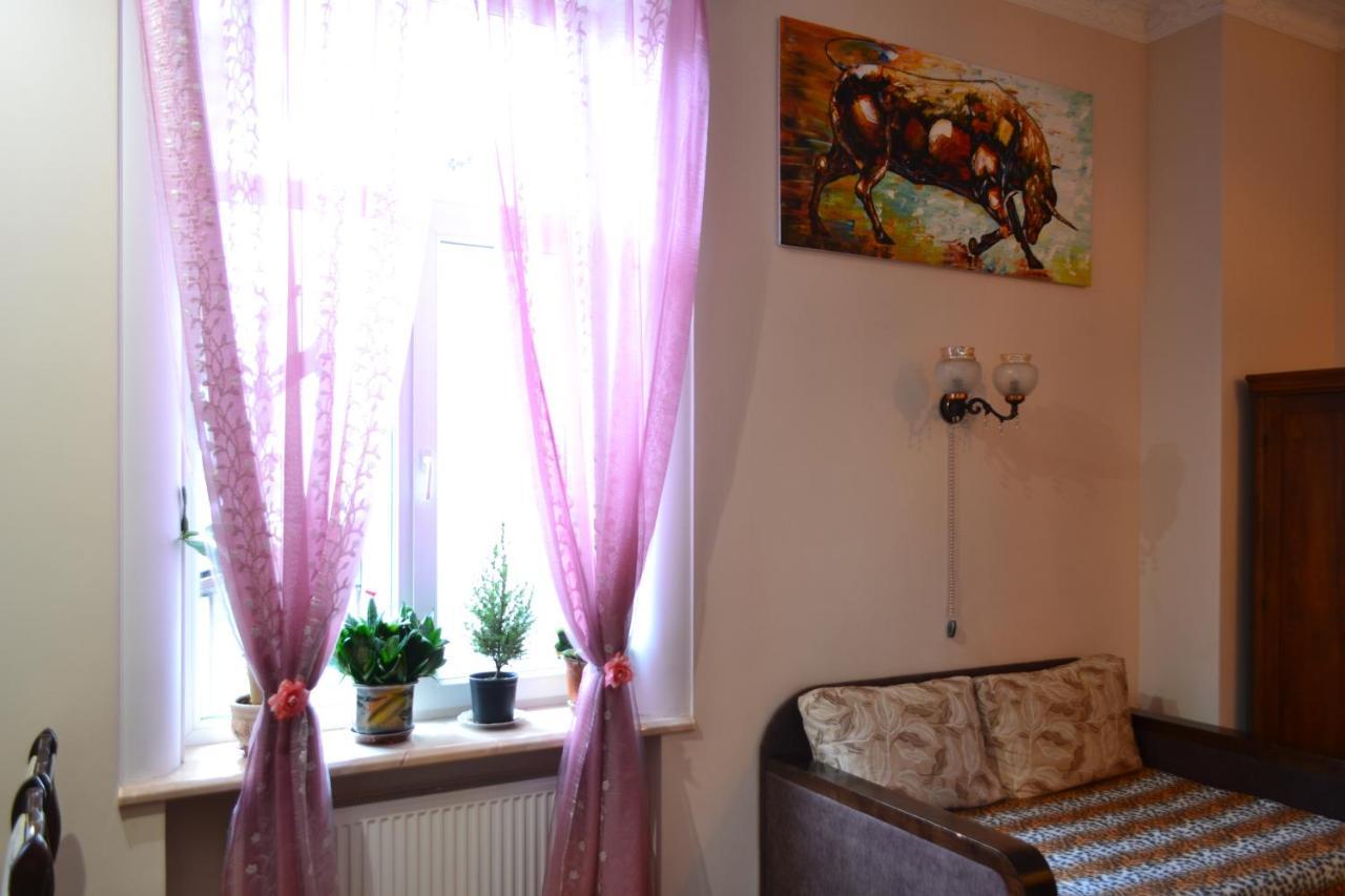 Apartment on Shevchenka Boulevard Ternopil Buitenkant foto
