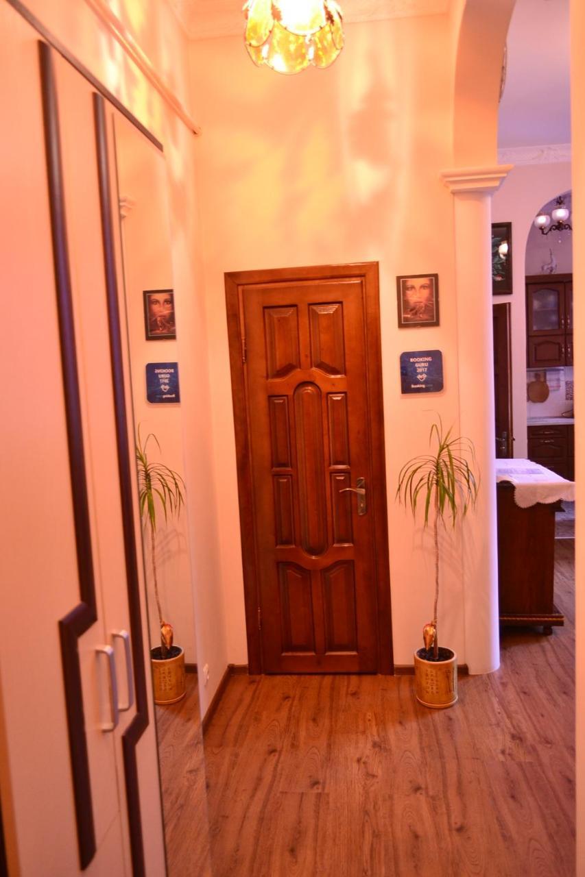 Apartment on Shevchenka Boulevard Ternopil Buitenkant foto